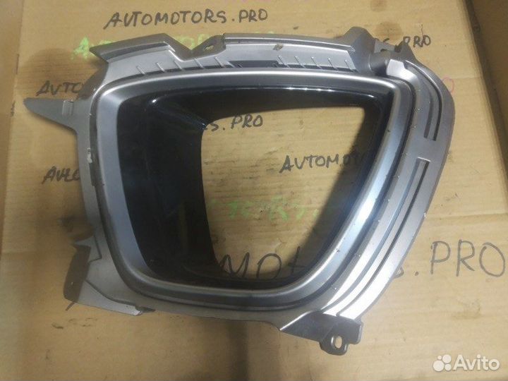 Рамка фары птф левая Kia Sorento 3 14-17
