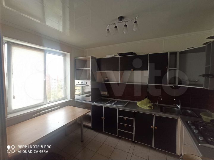 2-к. квартира, 51 м², 9/9 эт.