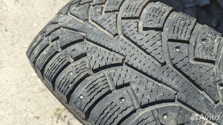 Nokian Tyres Hakkapeliitta 5 215/60 R17