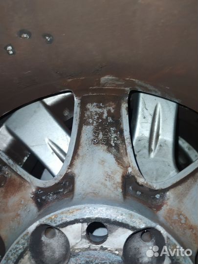 Оригинальные литые диски r16 mercedes комплект 4шт