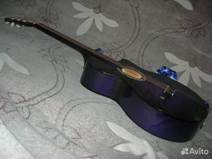 Гитара Cowboy 3810C / новые струны / ремень