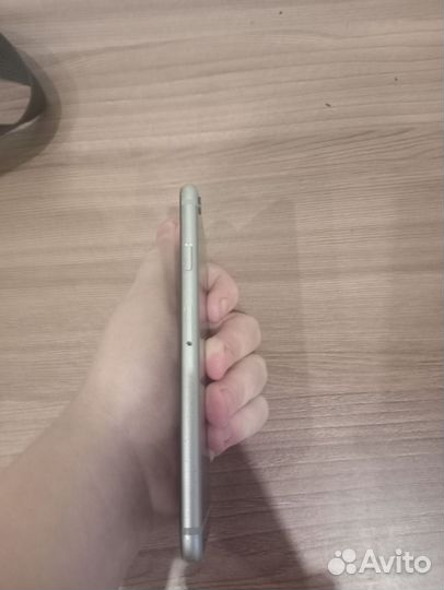 Мобильные телефоны