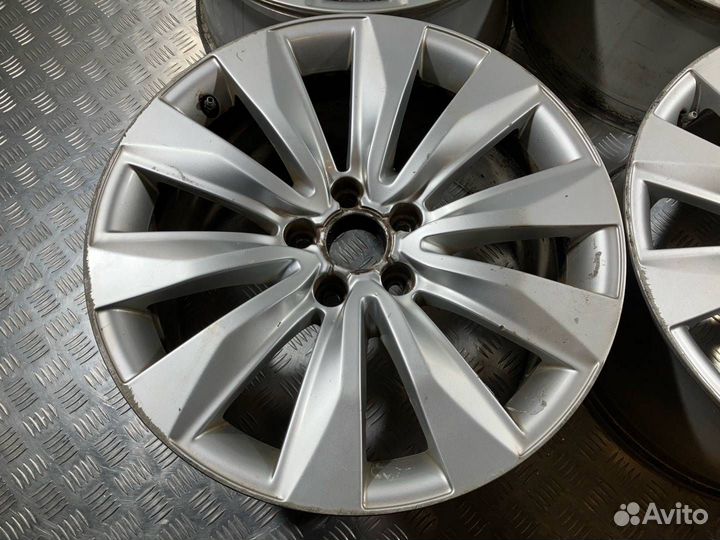 Комплект литых дисков R18x8.5 5x112