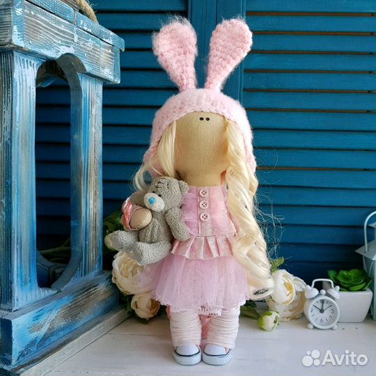 Кукла интерьерная