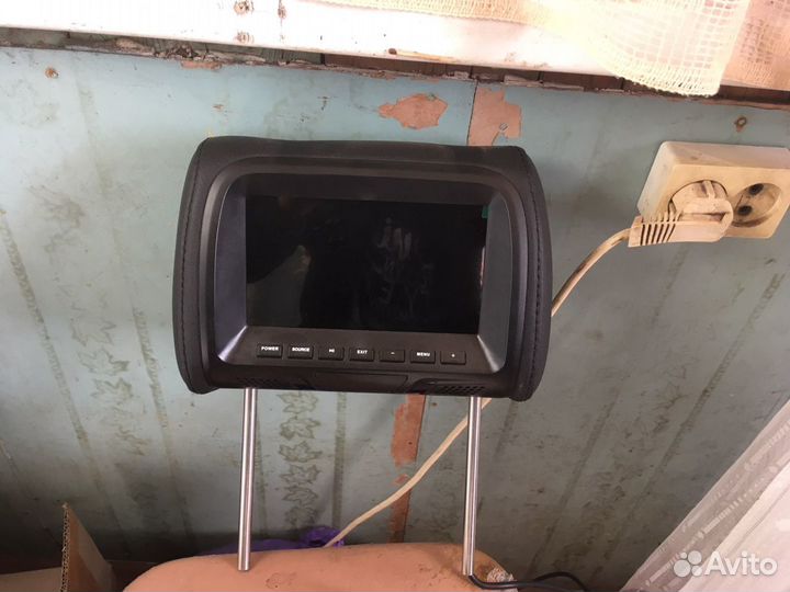 TV подголовник