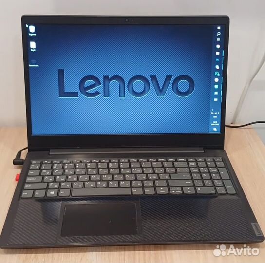 Ноутбук lenovo