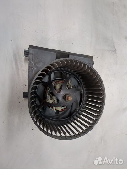 Двигатель отопителя Volkswagen Lupo, 1999