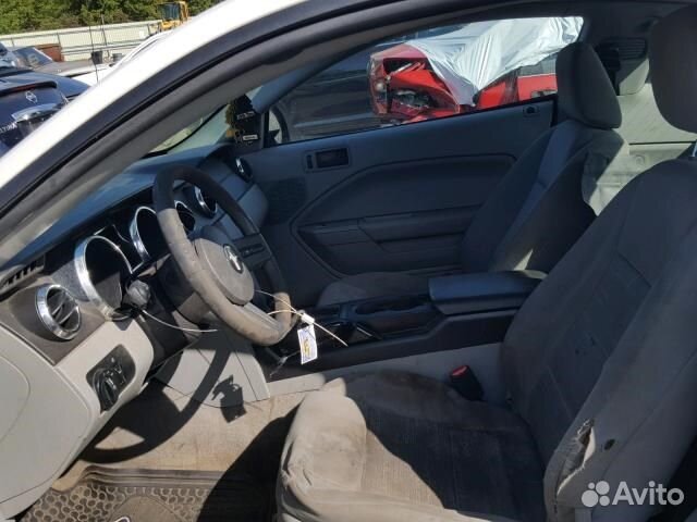 Разбор на запчасти Ford Mustang