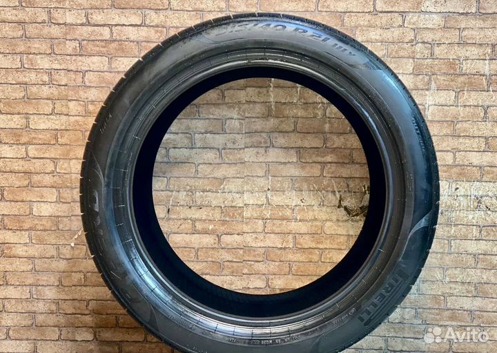 Pirelli P Zero PZ4 315/40 R21