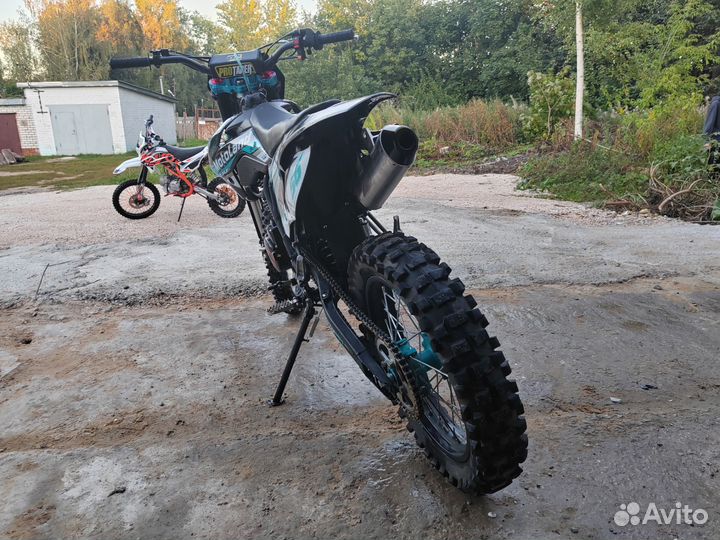 Мотоцикл 250