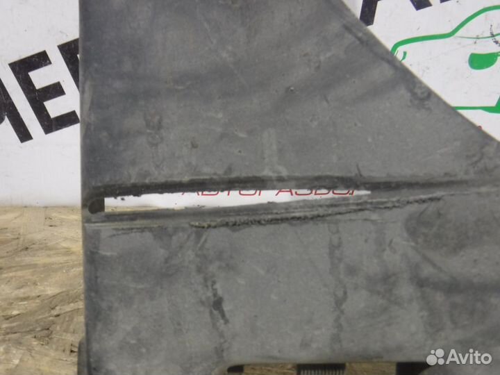 Диффузор вентилятора Mercedes-Benz E-Класс W210