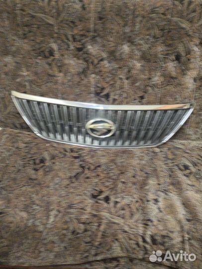 Продам решëтку на Тойота Хариер 2поколения