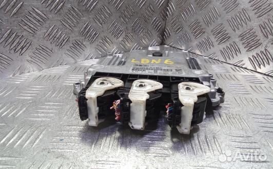 Блок управления двс mazda 3 2 (LBN06PC01)