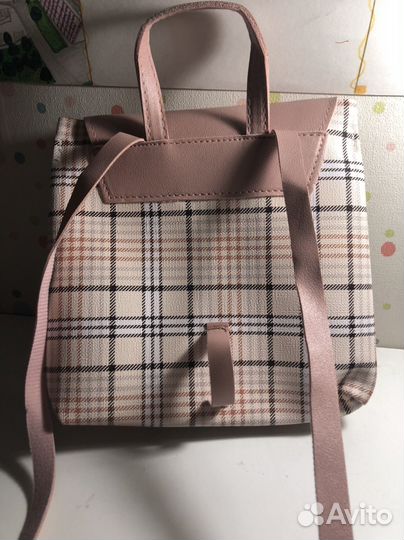 Рюкзак в клетку розовый