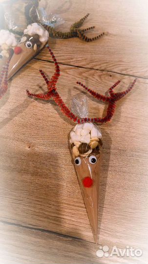 Олени, горячий шоколад/какао с маршмеллоу