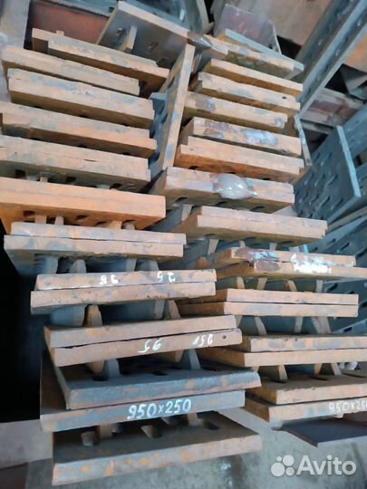 Колосники чугунные новые