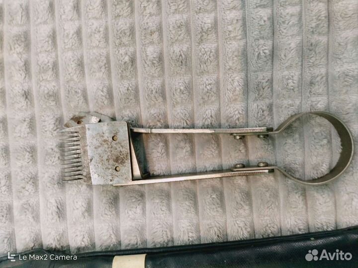 Ручная машинка для стрижки волос