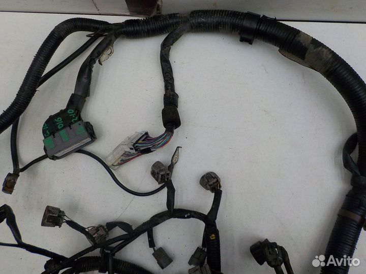 Проводка моторного отсека Mitsubishi Lancer X 2007