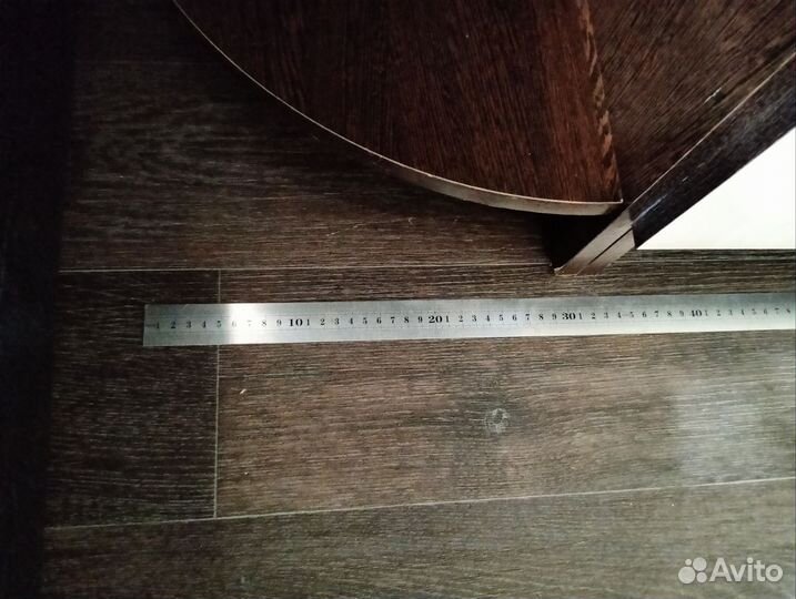 Угловой шкаф с зеркалом