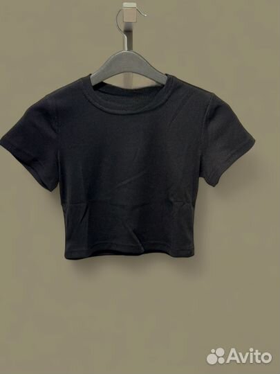 Топик женский укороченный