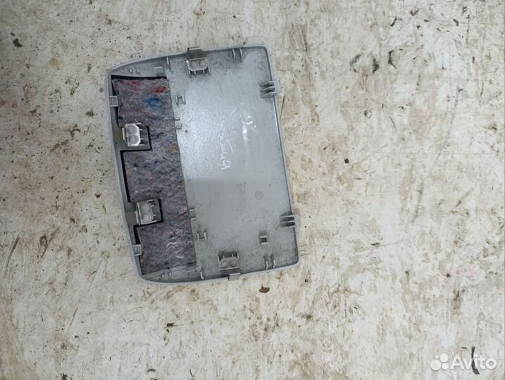 Накладка потолка Skoda Fabia 2 2007-2010