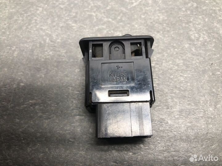 Кнопка омывателя фар Nissan Almera N16 QG15DE 2005