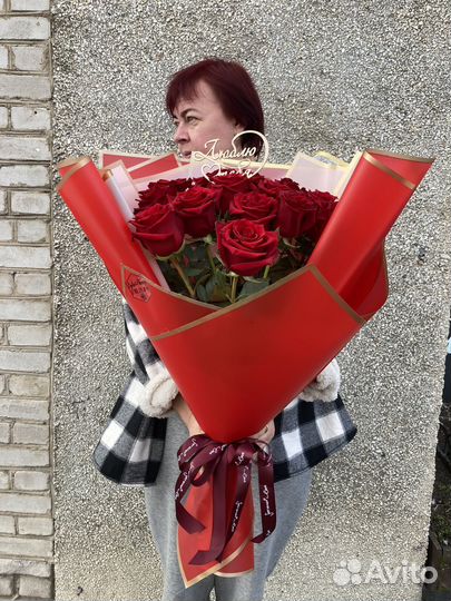 Букет красных роз гигант