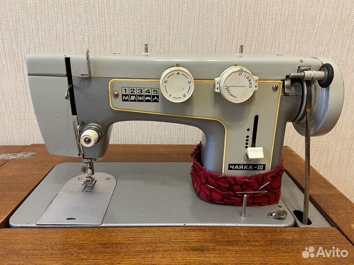 Швейная машина Чайка-III