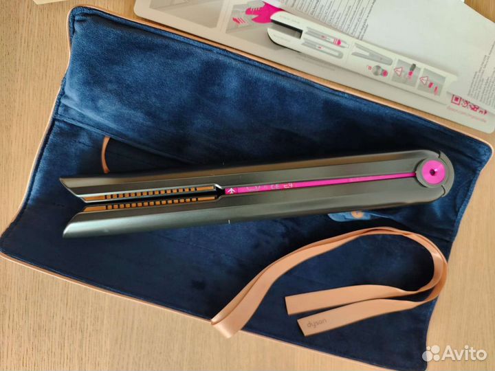 Утюжок для волос Dyson UN 3481