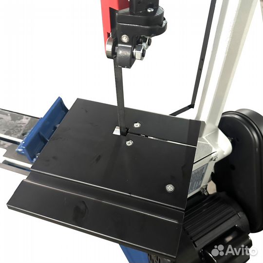 Ленточнопильный станок для резки металла