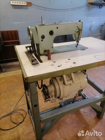 Швейная машина бу