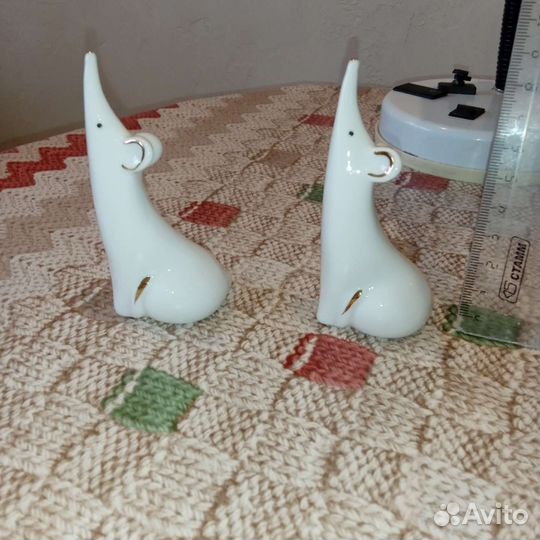 Статуэтки из фарфора мышки,Китай