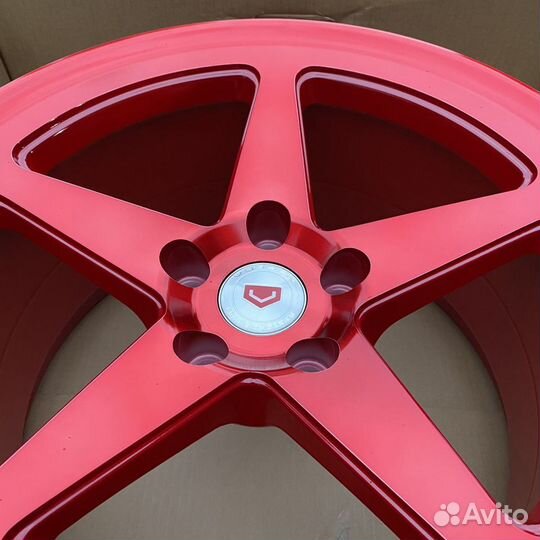 Диски новые 18 дюймов 5/114,3