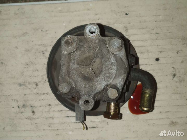 Насос гур Mitsubishi Airtrek Outlander 4g64