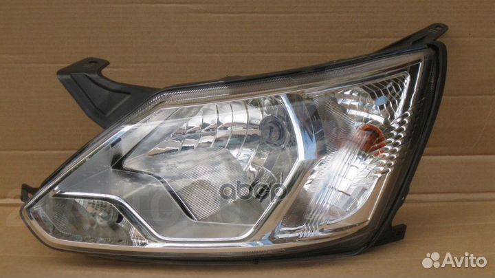 Фара В сборе, левая 260605PA0B nissan