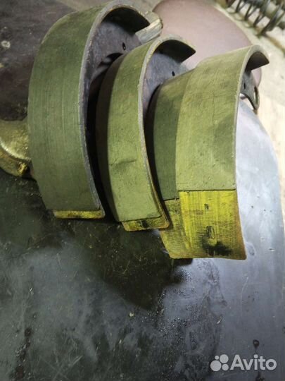 Задние тормозные колодки УАЗ