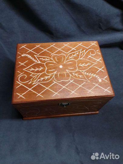 Шкатулка ручной работы