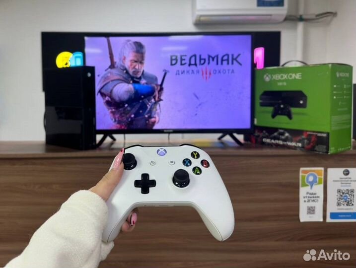 Xbox ONE 500GB + игры