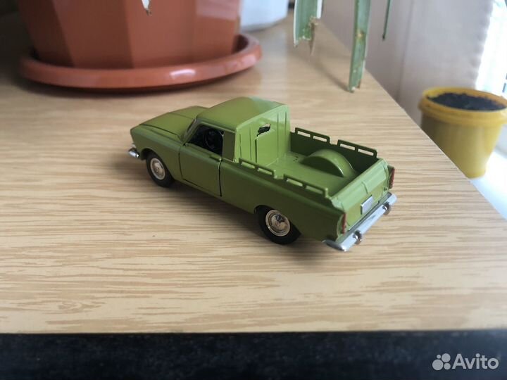 Модель автомобиля москвич пикап