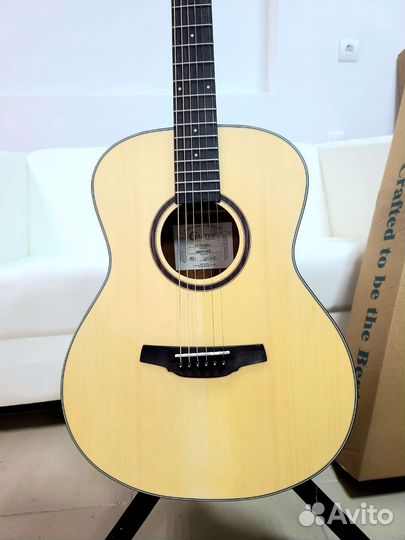 Акустическая гитара Crafter