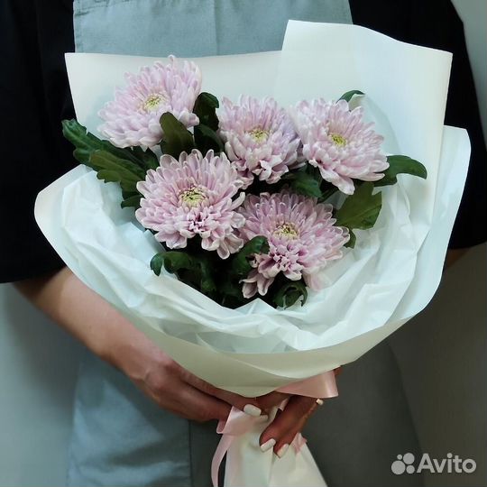 Букет из розовых хризантем 5 шт