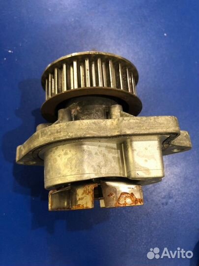 Помпа Skoda Fabia хетчбек 1999-2004 1.4 2003