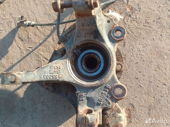 Кулак поворотный на Опель Корса d