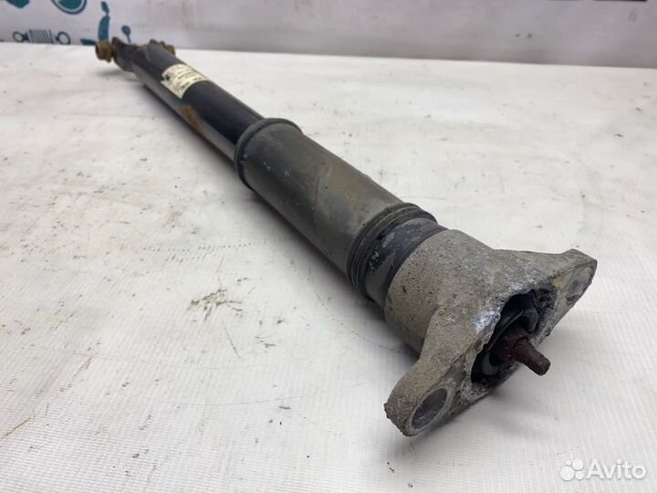 Амортизатор задний Kia Ceed хэтчбек G4FC 2009