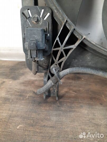 Вентилятор радиатора Nissan Qashqai внедорожник 5