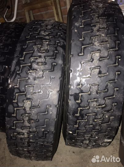 Royal Black Royal A/S 215/75 R17C