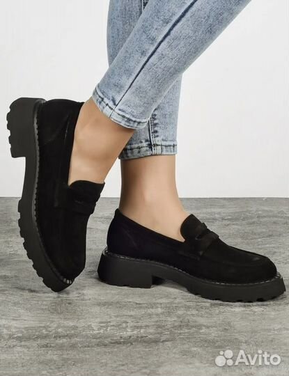 Лоферы женские