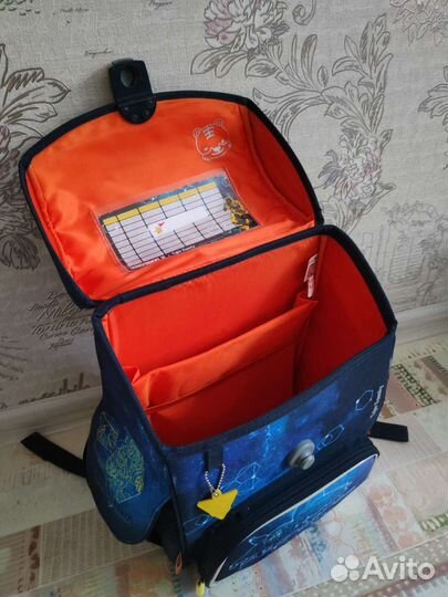 Школьный рюкзак