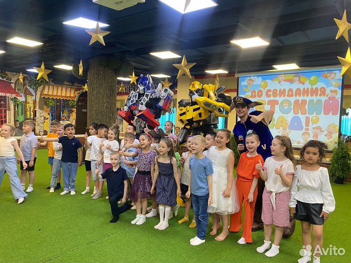 Костюмы трансформеров Оптимуса и Бамблби