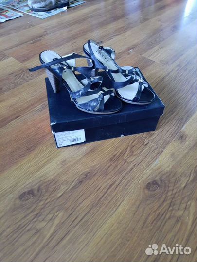 Босоножки женские 36 размер Италия